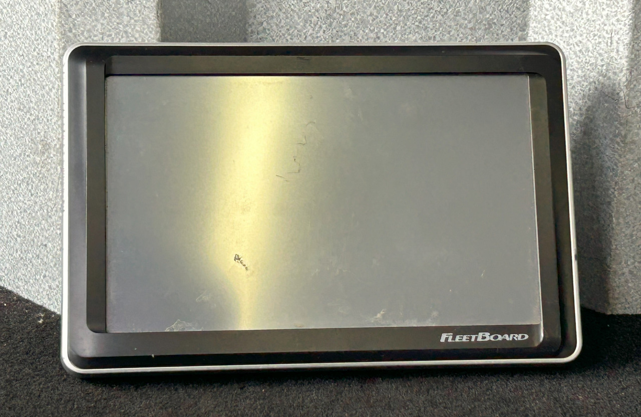 MERCEDES-BENZ ACTROS MP4 FLEETBOARD DISPLAY SCREEN WITH BRACKET - Navigationssystem: bild 1 MERCEDES-BENZ ACTROS MP4 FLEETBOARD DISPLAY SCREEN WITH BRACKET - Navigationssystem: bild 1