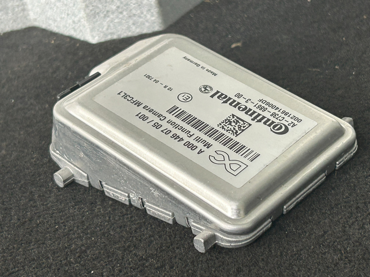 MERCEDES-BENZ ACTROS MP4 WINDSCREEN CAMERA LANE ASSISTANT - Sensor: bild 5 MERCEDES-BENZ ACTROS MP4 WINDSCREEN CAMERA LANE ASSISTANT - Sensor: bild 5