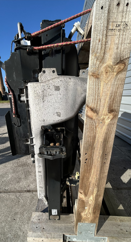 Mercedes ACTROS MP4 COOLERS SET - Kylare: bild 5 Mercedes ACTROS MP4 COOLERS SET - Kylare: bild 5