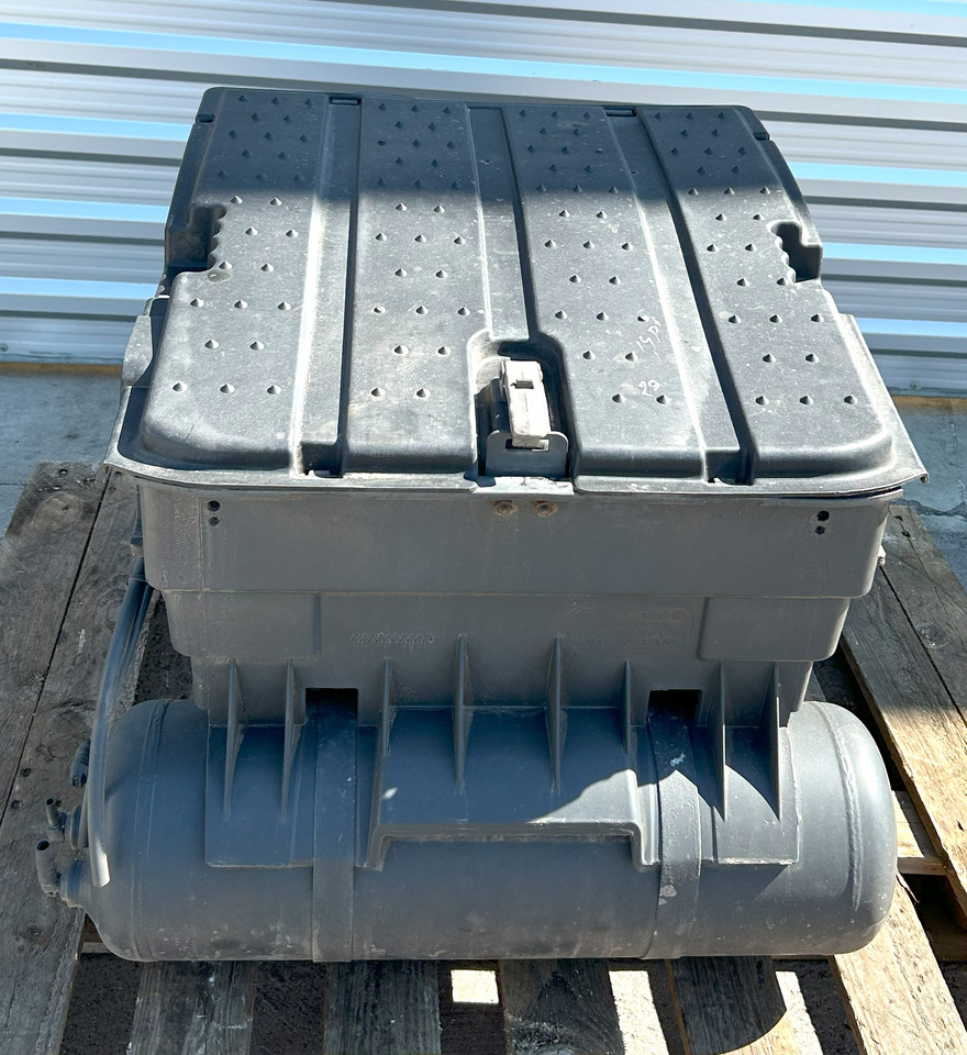 Mercedes AROCS MP4 BATTERY BOX WITH CYLINDERS - Batteri för Lastbil: bild 3 Mercedes AROCS MP4 BATTERY BOX WITH CYLINDERS - Batteri för Lastbil: bild 3