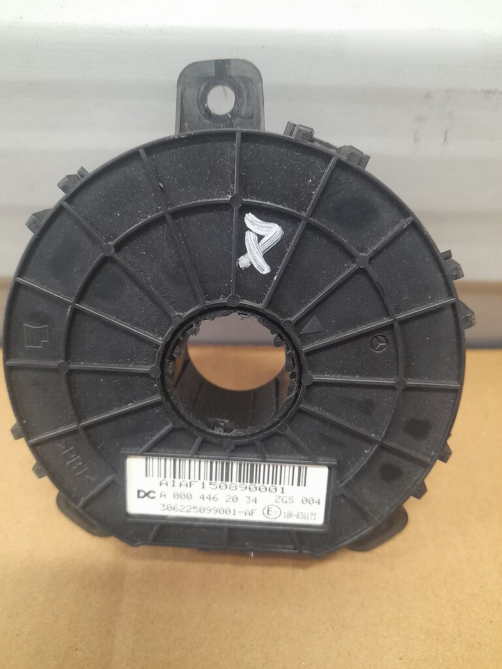 Mercedes-Benz ACTROS MP4 A0004462034 - Sensor för Lastbil: bild 2 Mercedes-Benz ACTROS MP4 A0004462034 - Sensor för Lastbil: bild 2