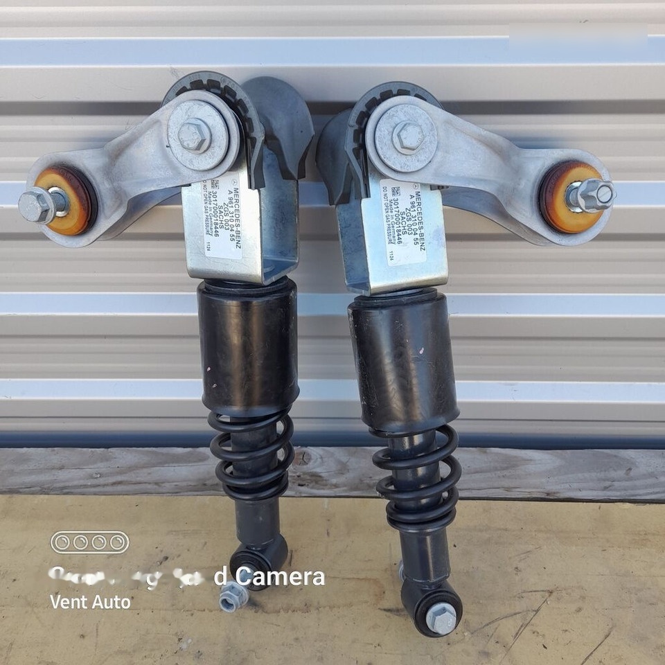 Mercedes-Benz ACTROS MP5 A9613100455 / A9613105255 / A9623101955 Mercedes-Benz A9613100455 / A9613105255 / A9623101955 - Stöddämpare för Lastbil: bild 1 Mercedes-Benz ACTROS MP5 A9613100455 / A9613105255 / A9623101955 Mercedes-Benz A9613100455 / A9613105255 / A9623101955 - Stöddämpare för Lastbil: bild 1