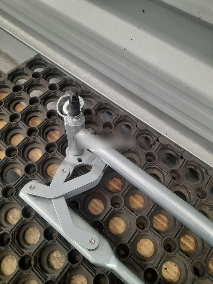 Mercedes-Benz ATEGO 2023 - Vindrutetorkare för Lastbil: bild 4 Mercedes-Benz ATEGO 2023 - Vindrutetorkare för Lastbil: bild 4