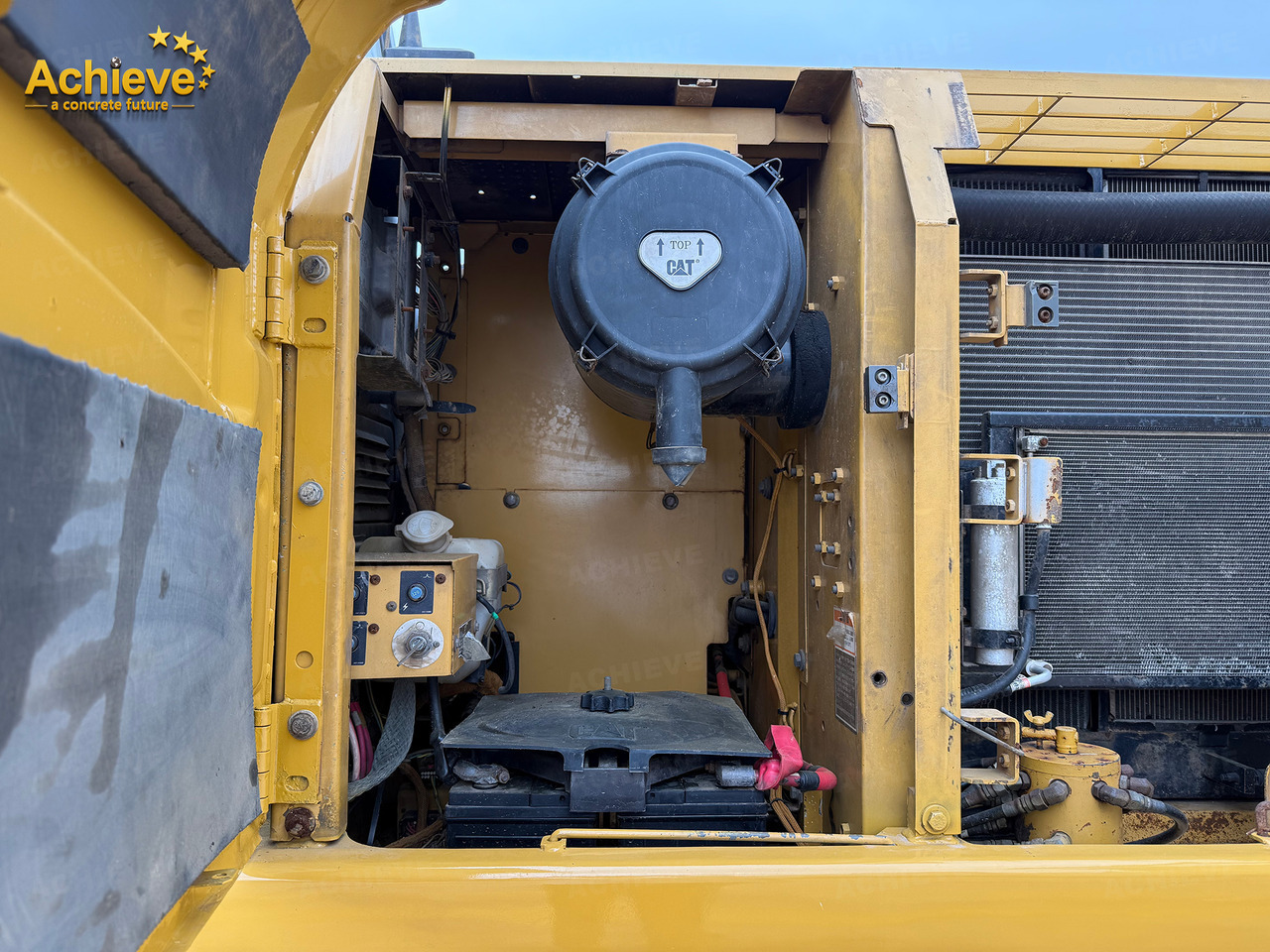 Grävmaskin CATERPILLAR CAT 320D C6.4ACERT 1m³ 20930KG 20TON 103Kw/2000rpm 35Mpa【ACHIEVE】 TOP CONDITION!!!: bild 28 Grävmaskin CATERPILLAR CAT 320D C6.4ACERT 1m³ 20930KG 20TON 103Kw/2000rpm 35Mpa【ACHIEVE】 TOP CONDITION!!!: bild 28