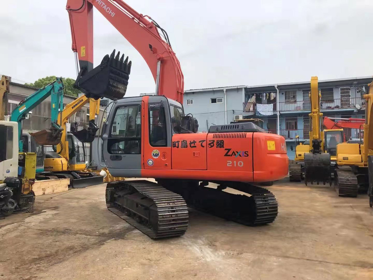 Hitachi ZX210 Excavator 21 ton Japanese Hydraulic Excavator - Bandgrävare: bild 4 Hitachi ZX210 Excavator 21 ton Japanese Hydraulic Excavator - Bandgrävare: bild 4