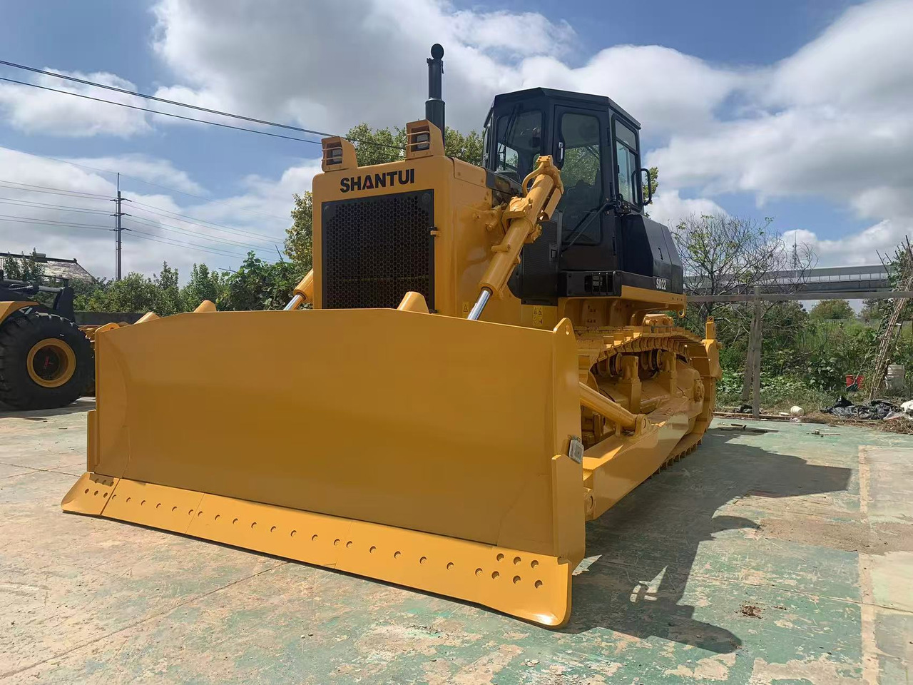 SHANTUI Bulldozer SD22, SD32, SD16 Secondhand Condition - Bulldozer: bild 4 SHANTUI Bulldozer SD22, SD32, SD16 Secondhand Condition - Bulldozer: bild 4