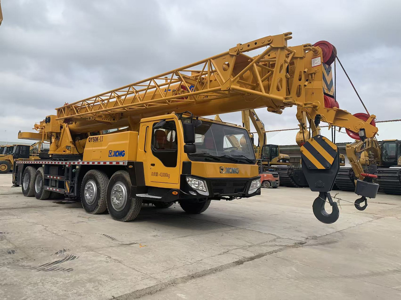 XCMG Truck Crane QY50K, QY65K, QY70K Good Price on Sale - Mobilkran: bild 1 XCMG Truck Crane QY50K, QY65K, QY70K Good Price on Sale - Mobilkran: bild 1