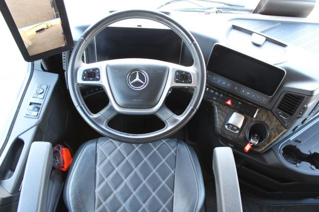 Dragbil Mercedes-Benz Actros 1853LS ÖLRETARDER: bild 8 Dragbil Mercedes-Benz Actros 1853LS ÖLRETARDER: bild 8