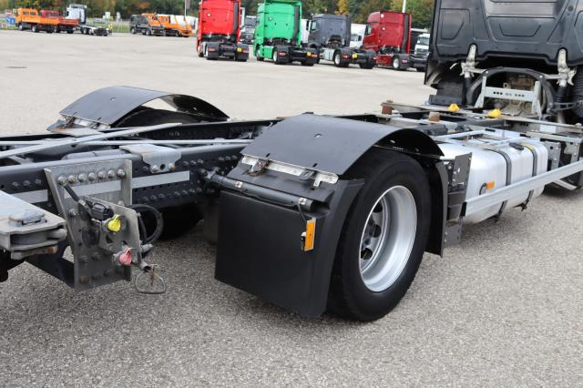 Mercedes-Benz Actros 1842 L nR - Containerbil/ Växelflak lastbil: bild 5 Mercedes-Benz Actros 1842 L nR - Containerbil/ Växelflak lastbil: bild 5