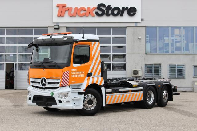 Mercedes-Benz eActros 300 L - Lastväxlare lastbil: bild 1 Mercedes-Benz eActros 300 L - Lastväxlare lastbil: bild 1
