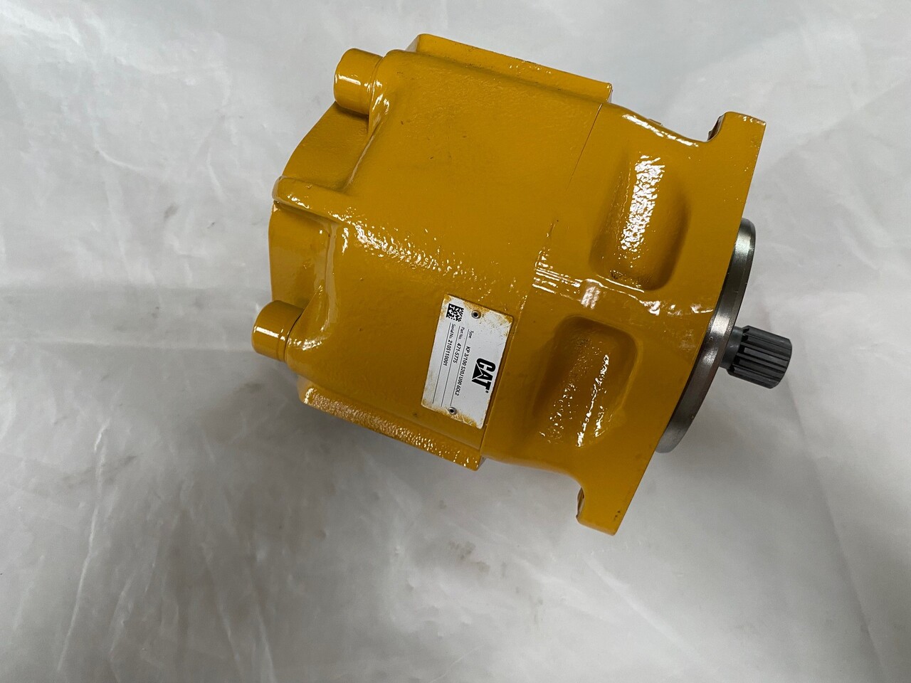 O&K Terex Caterpillar Geared pump 2403122 1459388 471-5775 - Kylsystem för Lastbil: bild 2 O&K Terex Caterpillar Geared pump 2403122 1459388 471-5775 - Kylsystem för Lastbil: bild 2