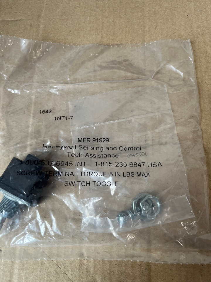 Honeywell switches 1NT1-3 1NT1-4 1NT1-6 1NT1-7 2NT1-3 2NT1-10 2TL1-6 - Reservdelar för Byggmaskiner: bild 5 Honeywell switches 1NT1-3 1NT1-4 1NT1-6 1NT1-7 2NT1-3 2NT1-10 2TL1-6 - Reservdelar för Byggmaskiner: bild 5