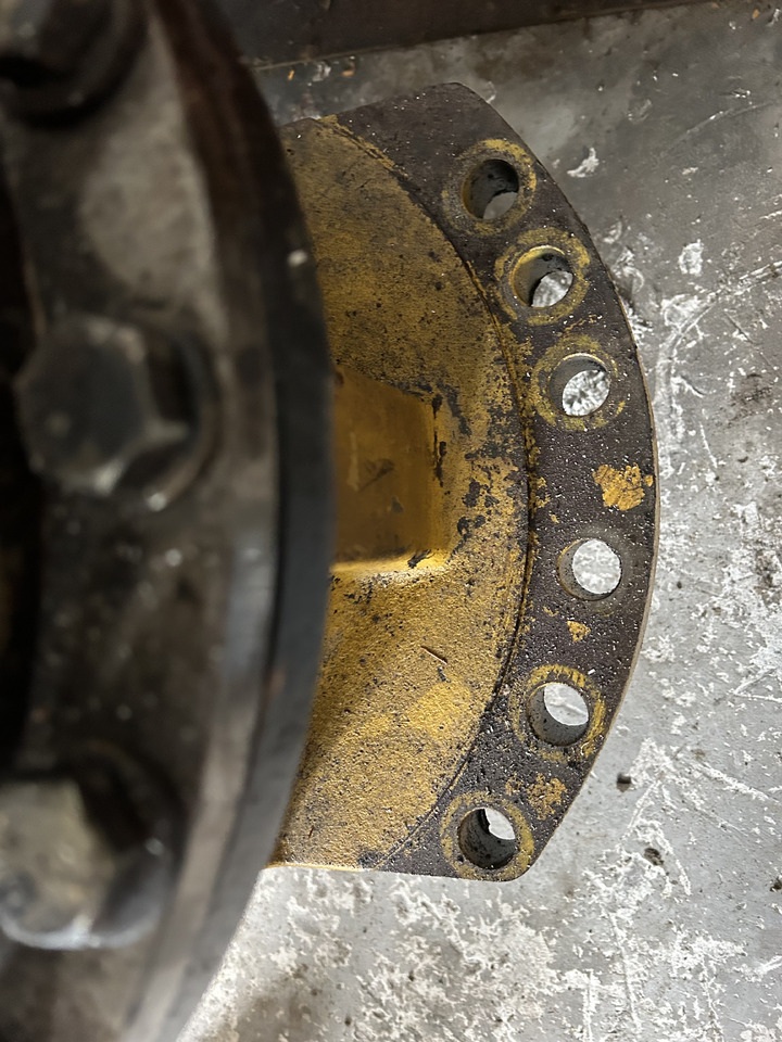 Komatsu PC210 - Svängmotor för Grävmaskin: bild 3 Komatsu PC210 - Svängmotor för Grävmaskin: bild 3