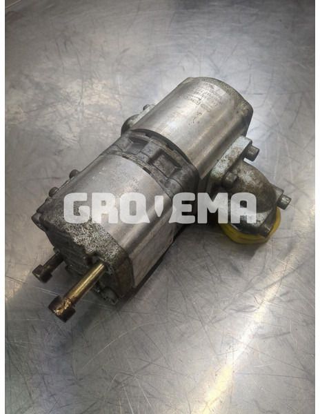 Bosch R926 LC / R926 CL / R926 NLC / R926 SLC / R926 WLC / R906 WLC / R906 LC / R906 NLC / R916 LC / R916 NLC / R916 SLC / R916 WLC / - Hydraulpump: bild 1 Bosch R926 LC / R926 CL / R926 NLC / R926 SLC / R926 WLC / R906 WLC / R906 LC / R906 NLC / R916 LC / R916 NLC / R916 SLC / R916 WLC / - Hydraulpump: bild 1