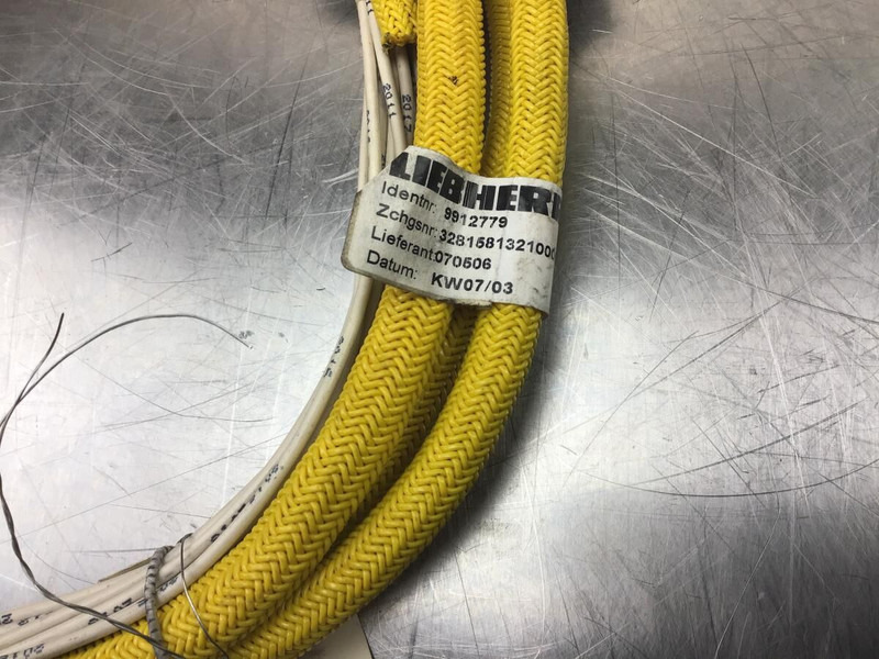 Liebherr A904C Li / A904 Li / A900C Li / A900B Li - Kablar/ Ledningar: bild 3 Liebherr A904C Li / A904 Li / A900C Li / A900B Li - Kablar/ Ledningar: bild 3