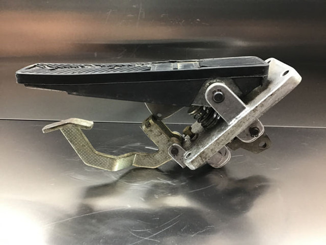 Pedal Liebherr Brake Pedal: bild 7