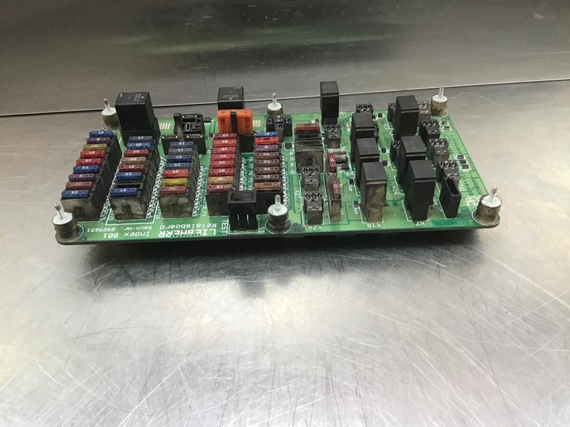 Liebherr E-Board - Elektriskt system: bild 1 Liebherr E-Board - Elektriskt system: bild 1