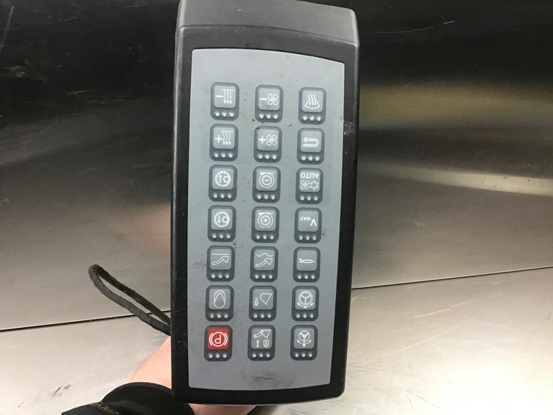 Liebherr Keyboard - Instrumentbräda: bild 2 Liebherr Keyboard - Instrumentbräda: bild 2