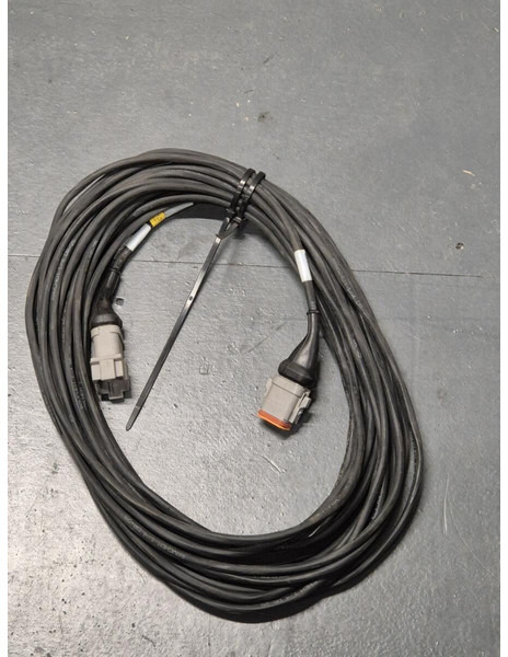 Liebherr - Kablar/ Ledningar: bild 1 Liebherr - Kablar/ Ledningar: bild 1