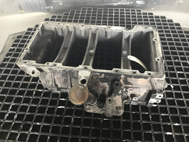 Liebherr Oil Sump - Oljefilter: bild 5 Liebherr Oil Sump - Oljefilter: bild 5