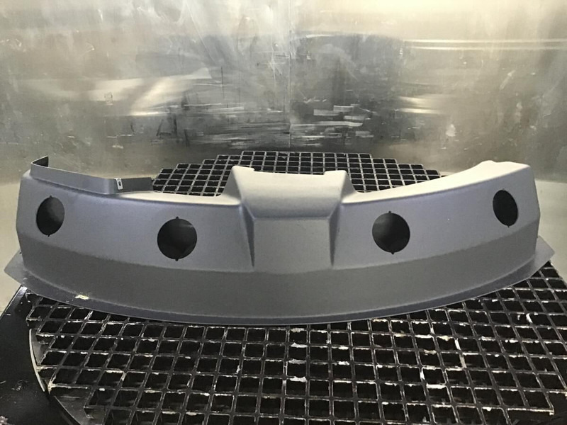 Liebherr Panel - Stötfångare: bild 2 Liebherr Panel - Stötfångare: bild 2