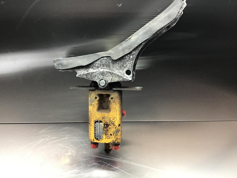 Liebherr Pilot Control Unit - Pedal: bild 1 Liebherr Pilot Control Unit - Pedal: bild 1