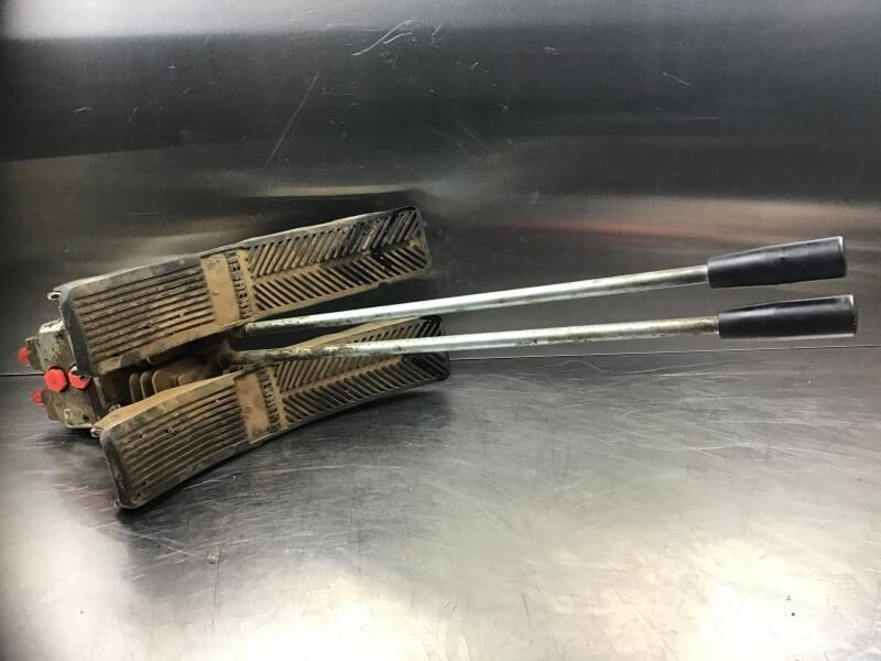 Liebherr Pilot Control Unit - Pedal: bild 3 Liebherr Pilot Control Unit - Pedal: bild 3