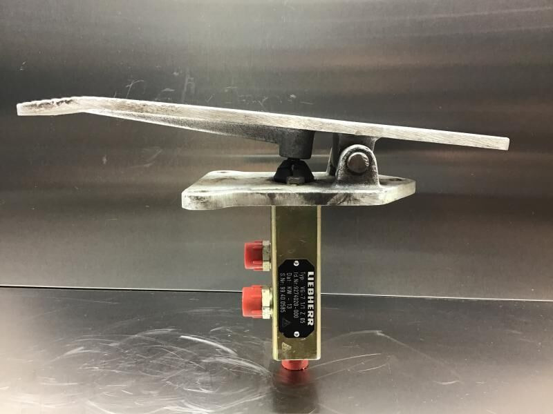 Liebherr Pilot Control Unit - Pedal: bild 3 Liebherr Pilot Control Unit - Pedal: bild 3