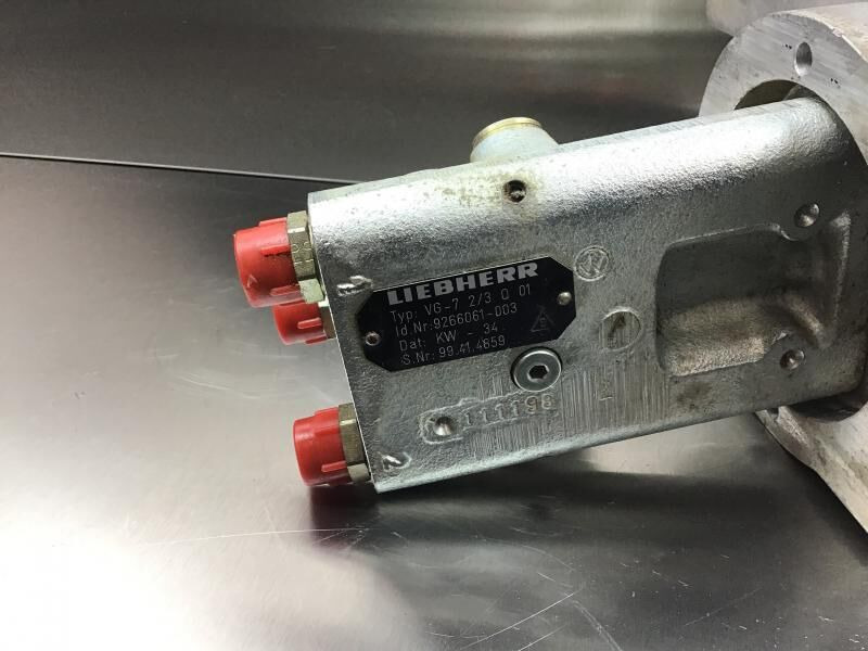 Liebherr Pilot Control Unit - Pedal: bild 3 Liebherr Pilot Control Unit - Pedal: bild 3