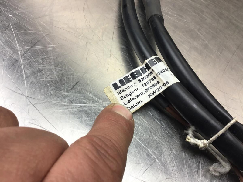 Liebherr R912 Li / R902 Li - Kablar/ Ledningar: bild 3 Liebherr R912 Li / R902 Li - Kablar/ Ledningar: bild 3