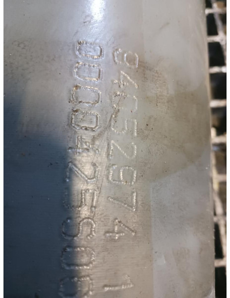 Liebherr R922 LC / R922 NLC / R922 SLC / R922 XLC - Hydraulcylinder: bild 2 Liebherr R922 LC / R922 NLC / R922 SLC / R922 XLC - Hydraulcylinder: bild 2