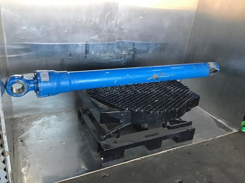 Liebherr R934B / R944 / R954B / R954C / A954 Li / A954B Li / R934C / R942 LI / R954 - Hydraulcylinder: bild 1 Liebherr R934B / R944 / R954B / R954C / A954 Li / A954B Li / R934C / R942 LI / R954 - Hydraulcylinder: bild 1