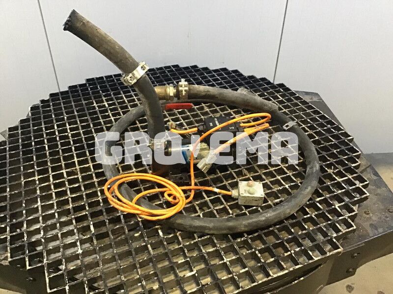 Liebherr R946 LC / R946 LC-V / R946 NLC - Bromsslang/ Bromsledning: bild 1 Liebherr R946 LC / R946 LC-V / R946 NLC - Bromsslang/ Bromsledning: bild 1