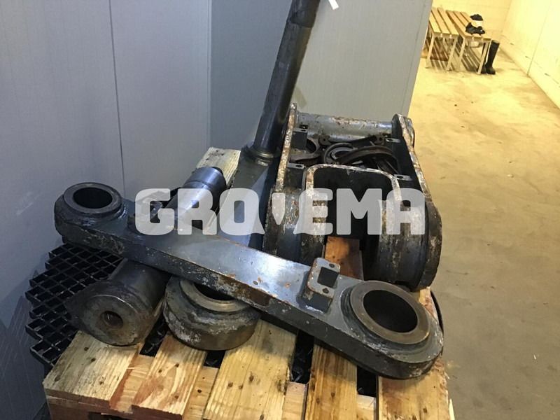 Liebherr R946 LC / R946 NLC / R950 LC-V / R954C / R956 / R974C / R956 LC - Redskapsfäste: bild 2 Liebherr R946 LC / R946 NLC / R950 LC-V / R954C / R956 / R974C / R956 LC - Redskapsfäste: bild 2