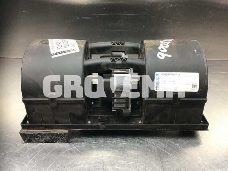 Liebherr R946 LC / R946 NLC / R956 / R976 / R926 LC / R920 / R920 LC - Fläktmotor: bild 1 Liebherr R946 LC / R946 NLC / R956 / R976 / R926 LC / R920 / R920 LC - Fläktmotor: bild 1