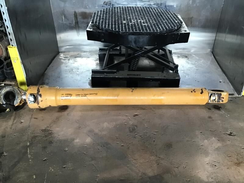 Liebherr R964B / R964B-HD / R964B EW Litronic - Hydraulcylinder: bild 2 Liebherr R964B / R964B-HD / R964B EW Litronic - Hydraulcylinder: bild 2