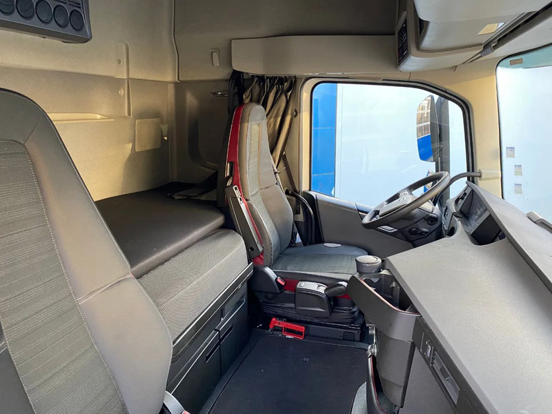 Dragbil Volvo FH 13.420 Globetrotter / ADR + PTO / Stand Airco: bild 9