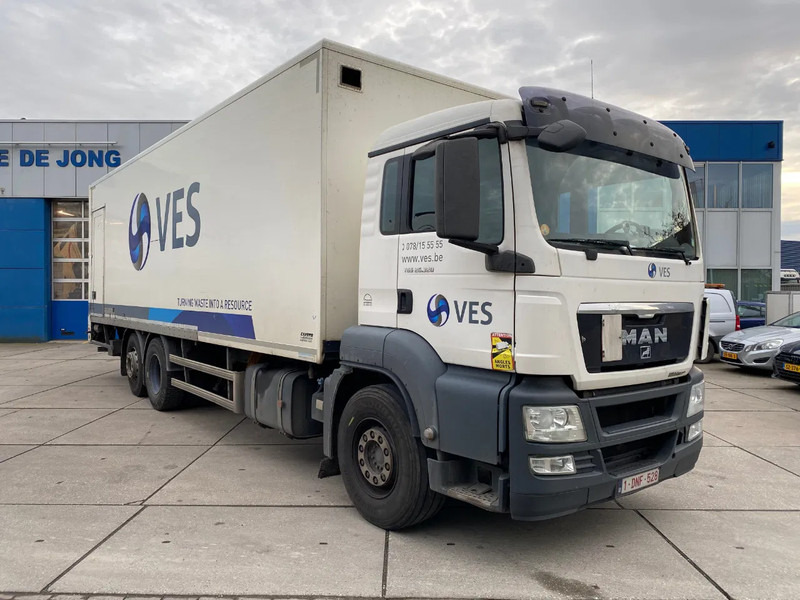 MAN TGS 26.320 / 6x2/4 / ADR / Closed box / Dhollandia - Lastbil med skåp: bild 3 MAN TGS 26.320 / 6x2/4 / ADR / Closed box / Dhollandia - Lastbil med skåp: bild 3