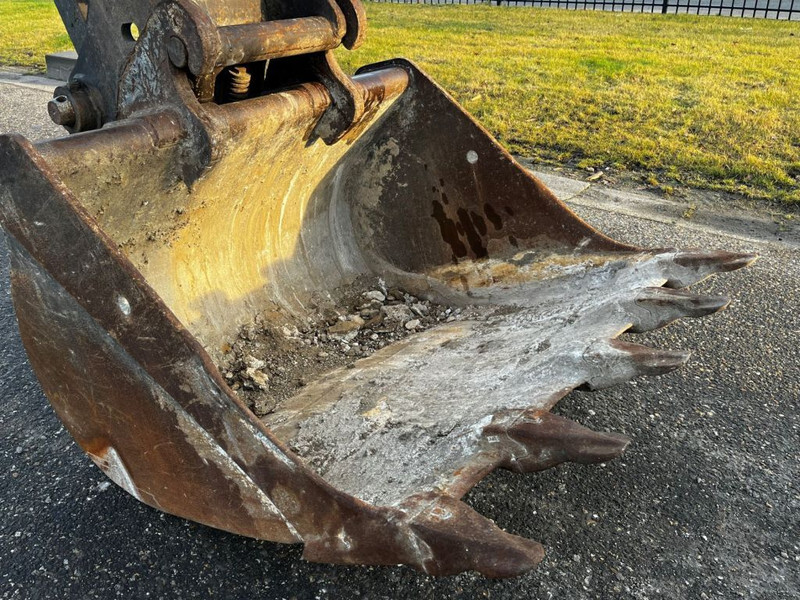 Bandgrävare Hyundai Robex 235LCR-9A: bild 7 Bandgrävare Hyundai Robex 235LCR-9A: bild 7