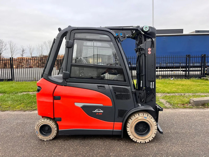 Linde E35HL-01 - Eltruck: bild 1 Linde E35HL-01 - Eltruck: bild 1