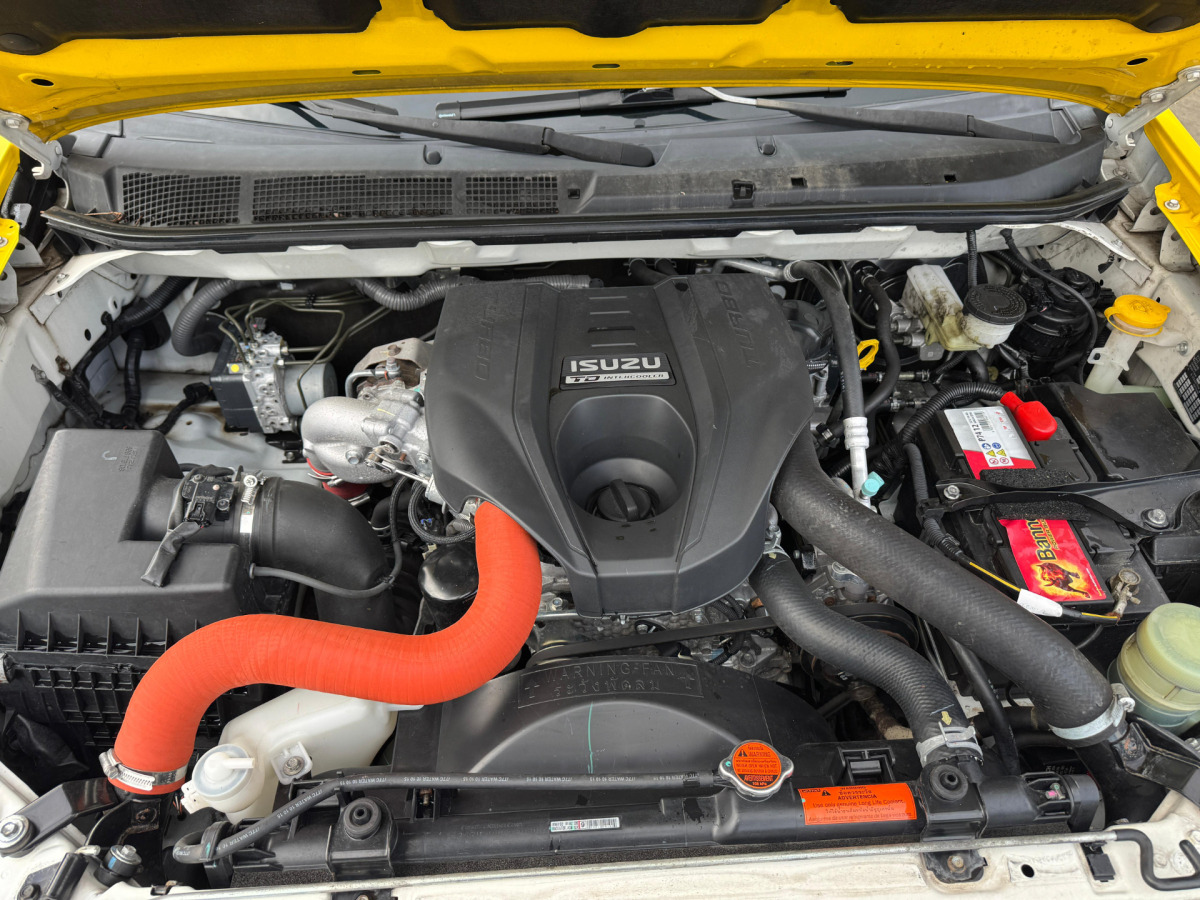 Pickup ISUZU ATF S86 2.5Diesel 4x4: bild 14