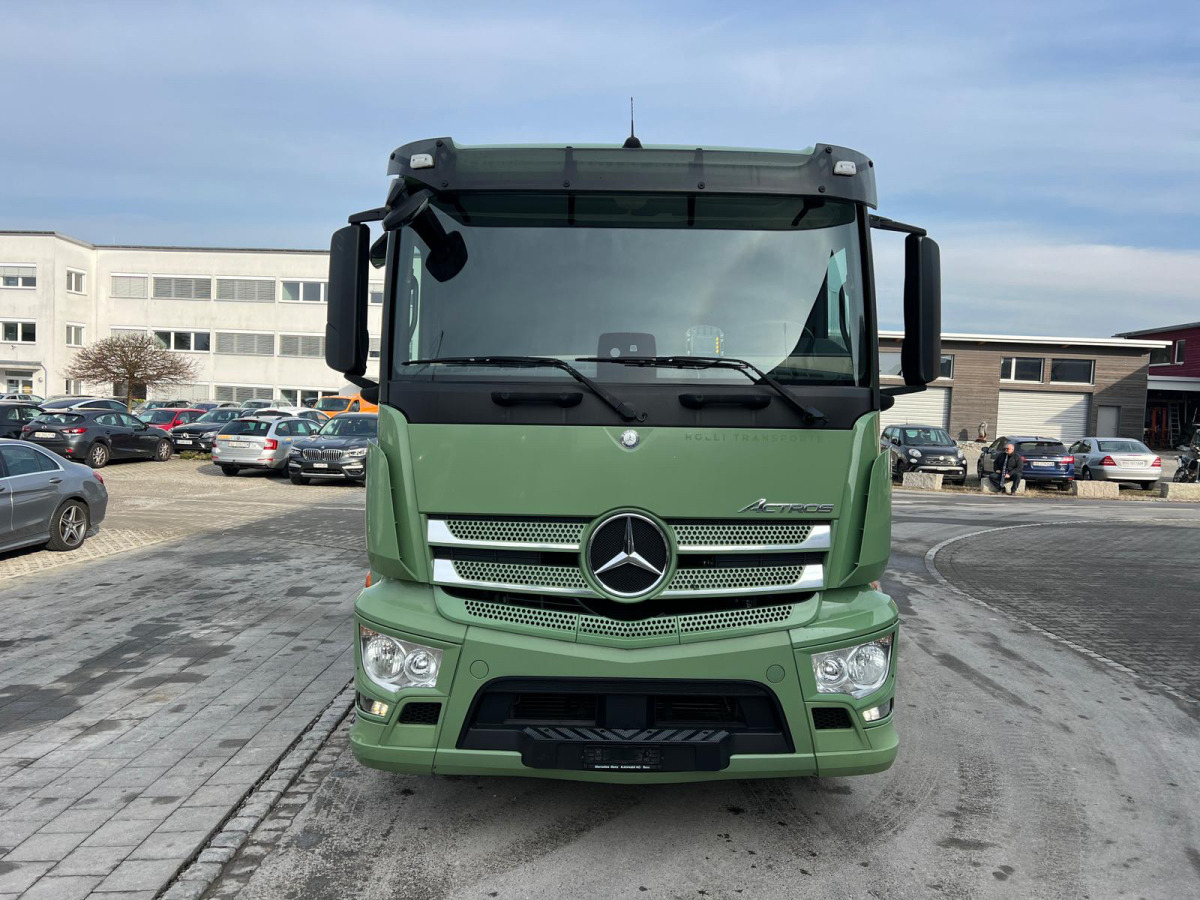 MERCEDES Actros 2543 6x2 - Chassi lastbil: bild 2 MERCEDES Actros 2543 6x2 - Chassi lastbil: bild 2
