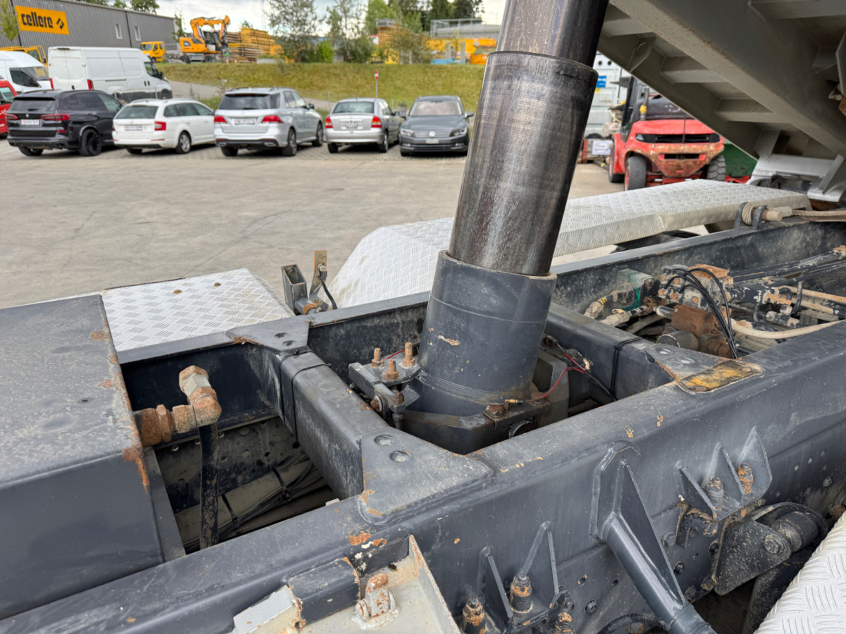 MERCEDES BENZ ACTROS 3246 C3390 - Tippbil lastbil: bild 4 MERCEDES BENZ ACTROS 3246 C3390 - Tippbil lastbil: bild 4