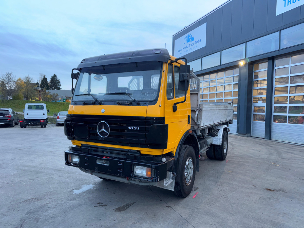 MERCEDES SK 1831 4x2 5m3 Kipper - Tippbil lastbil: bild 2 MERCEDES SK 1831 4x2 5m3 Kipper - Tippbil lastbil: bild 2