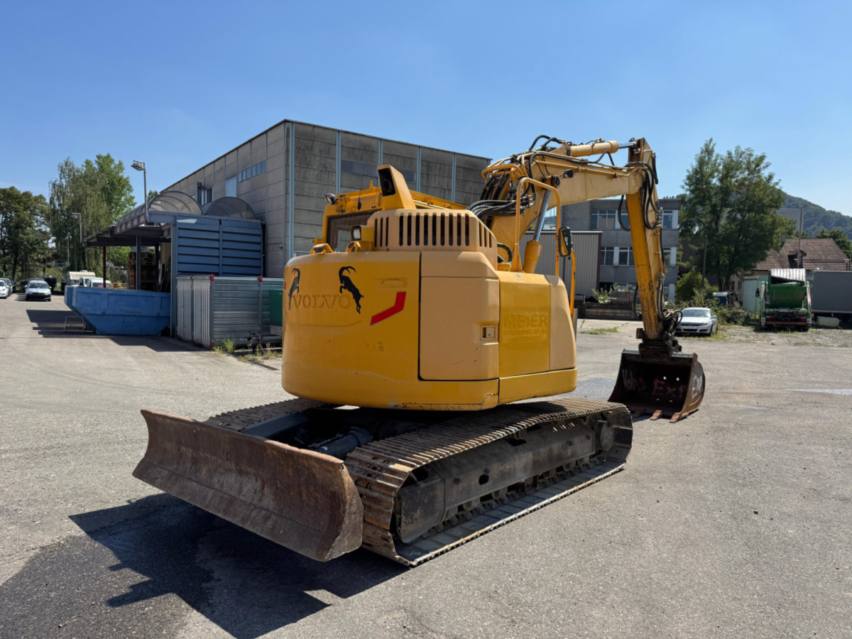 VOLVO ECR145DL Oilquick - Bandgrävare: bild 4 VOLVO ECR145DL Oilquick - Bandgrävare: bild 4