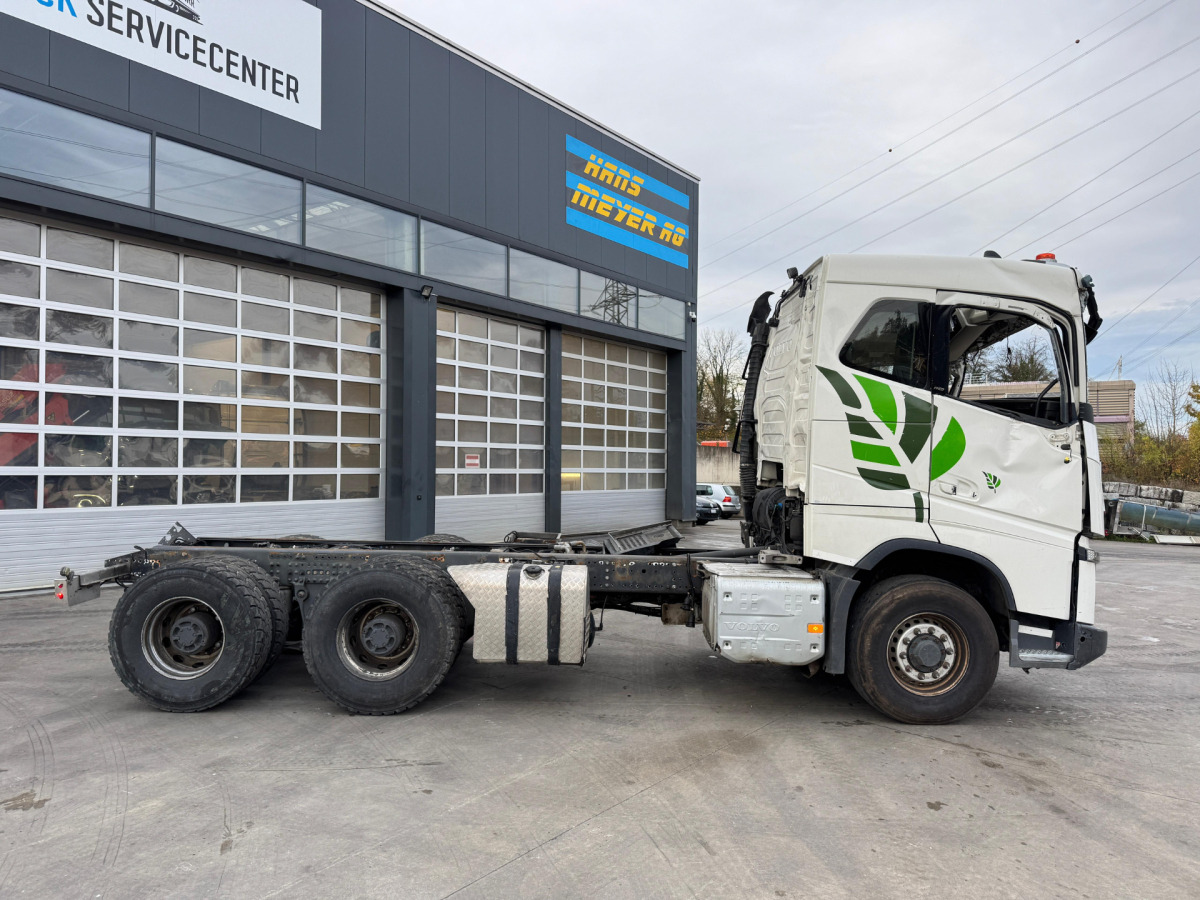 VOLVO FH16-650 6x6 X-Track Unfall - Chassi lastbil: bild 4 VOLVO FH16-650 6x6 X-Track Unfall - Chassi lastbil: bild 4