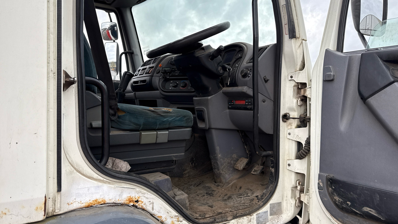 DAF LF 55.220 - Flakbil, Kranbil: bild 5 DAF LF 55.220 - Flakbil, Kranbil: bild 5