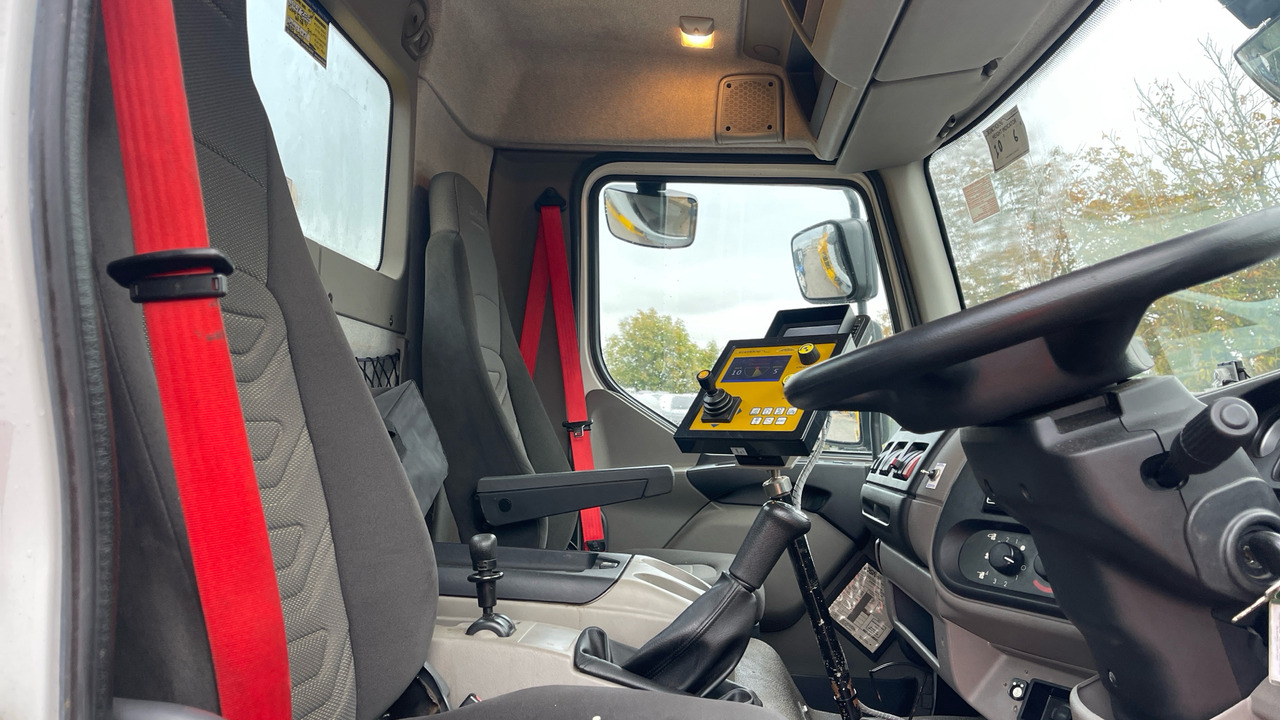 DAF LF 55.220 - Plogbil: bild 5 DAF LF 55.220 - Plogbil: bild 5