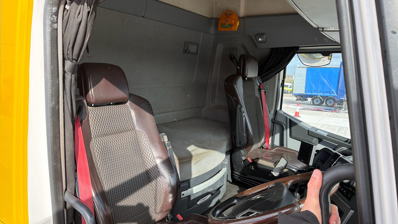 Dragbil RENAULT T RANGE: bild 8 Dragbil RENAULT T RANGE: bild 8