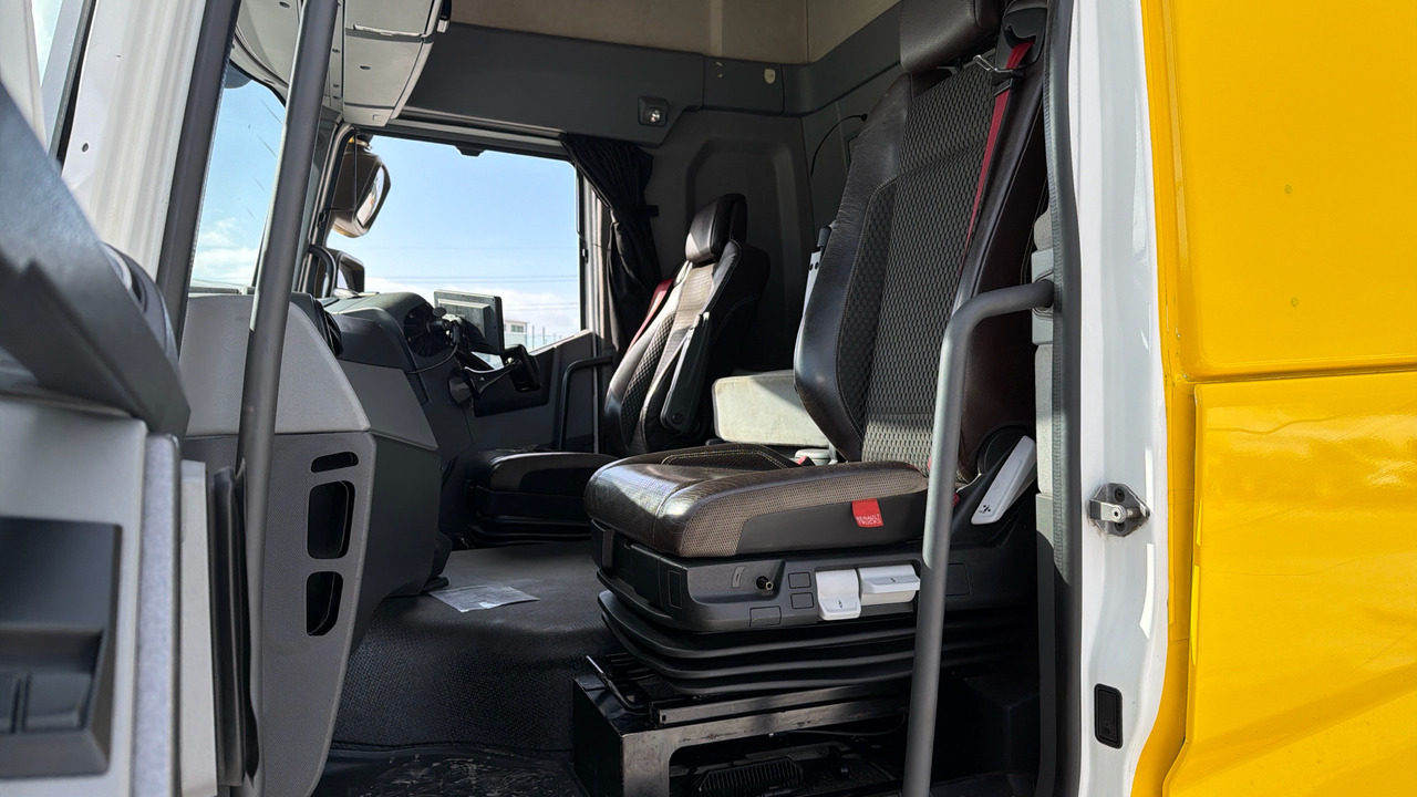 Dragbil RENAULT T RANGE: bild 14 Dragbil RENAULT T RANGE: bild 14